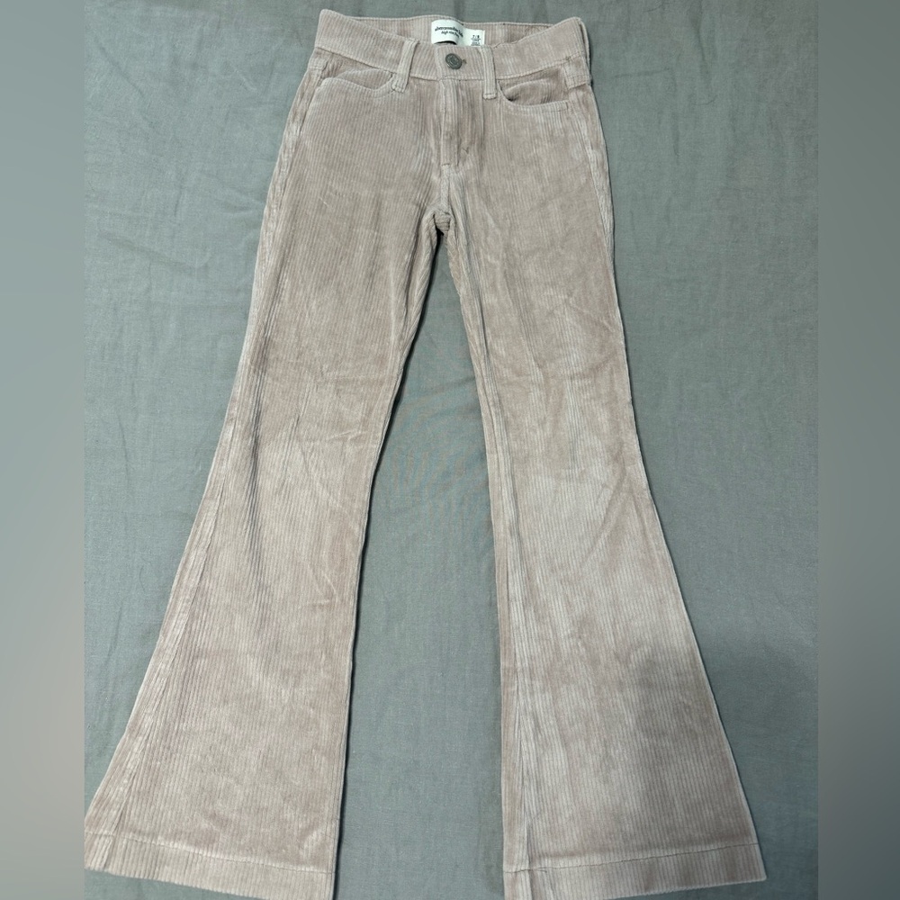 Girls Abercrombie kids Corduroy High Rise Flare Size 7/8 long